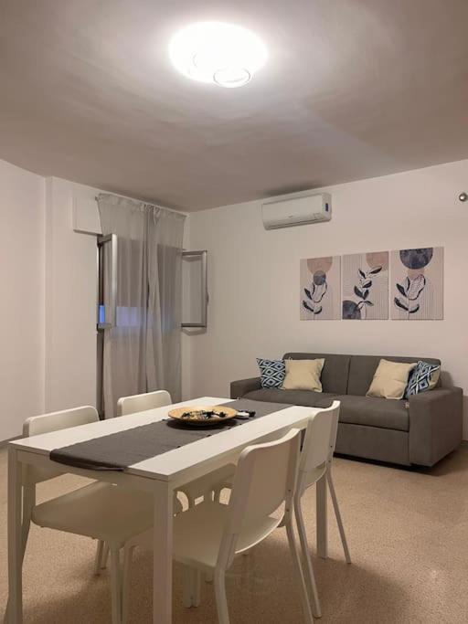 Locazione Turistica Casa Adua Apartment โปลีญาโนอามาเร ภายนอก รูปภาพ